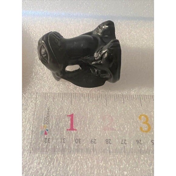 Toothless Dragon in Black Obsidian - Picture 5 of 6